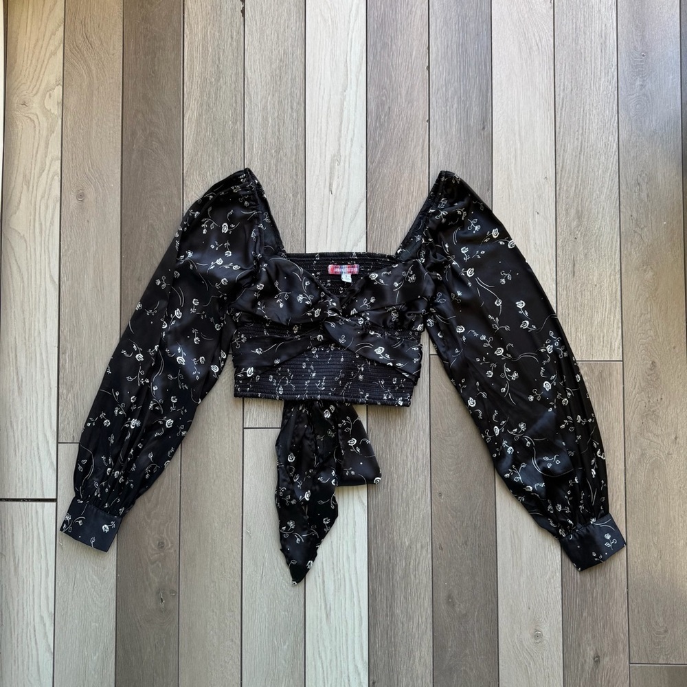 Urban Outfitters Maya Smocked Tie-Back Top | Size: Small